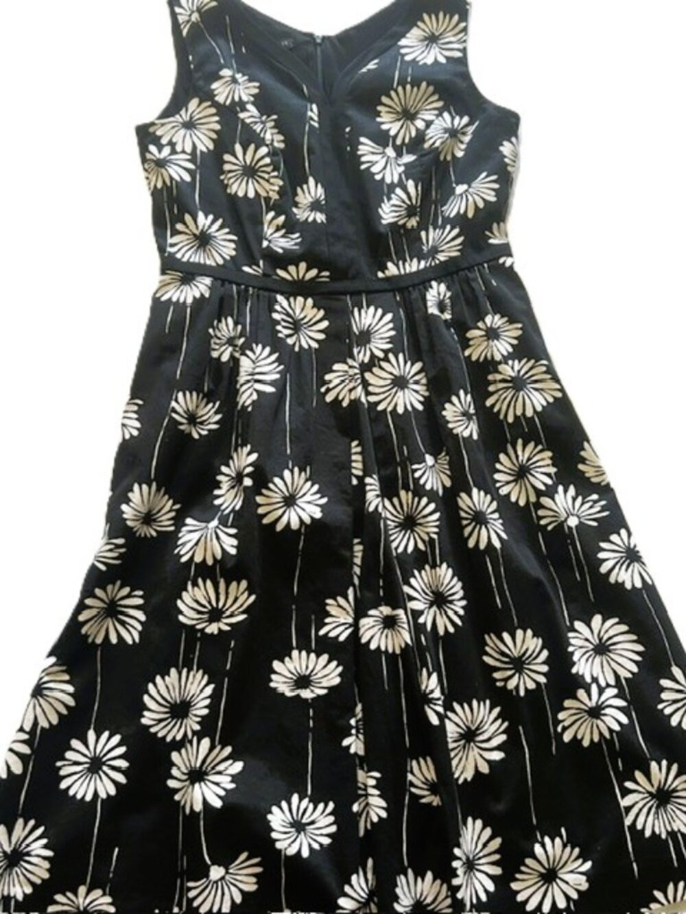 Talbots Dress 2P Small Black White Floral V Neck Lined Fit and Flare Cotton Read